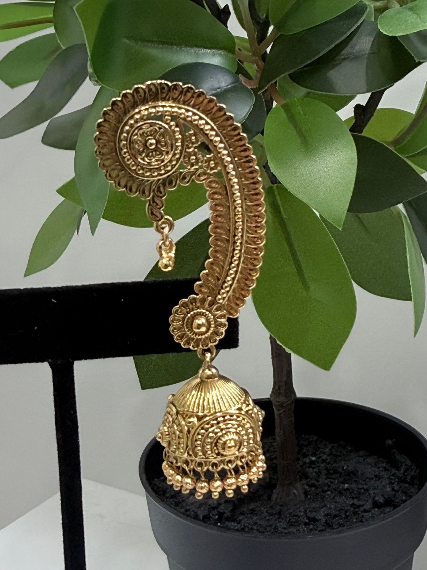 Like Gold Cuff Style Earring