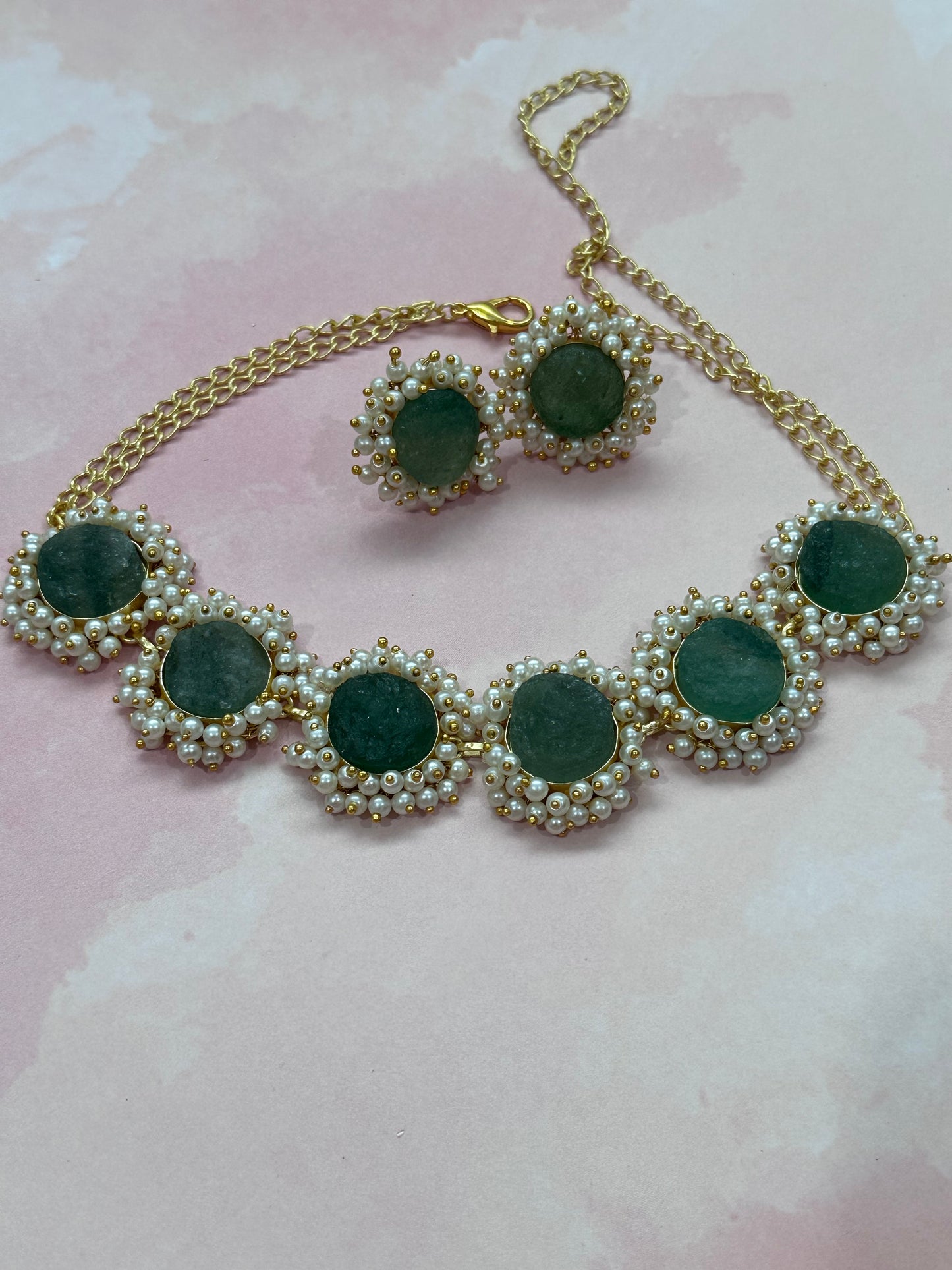 Green Round Stone Choker Set