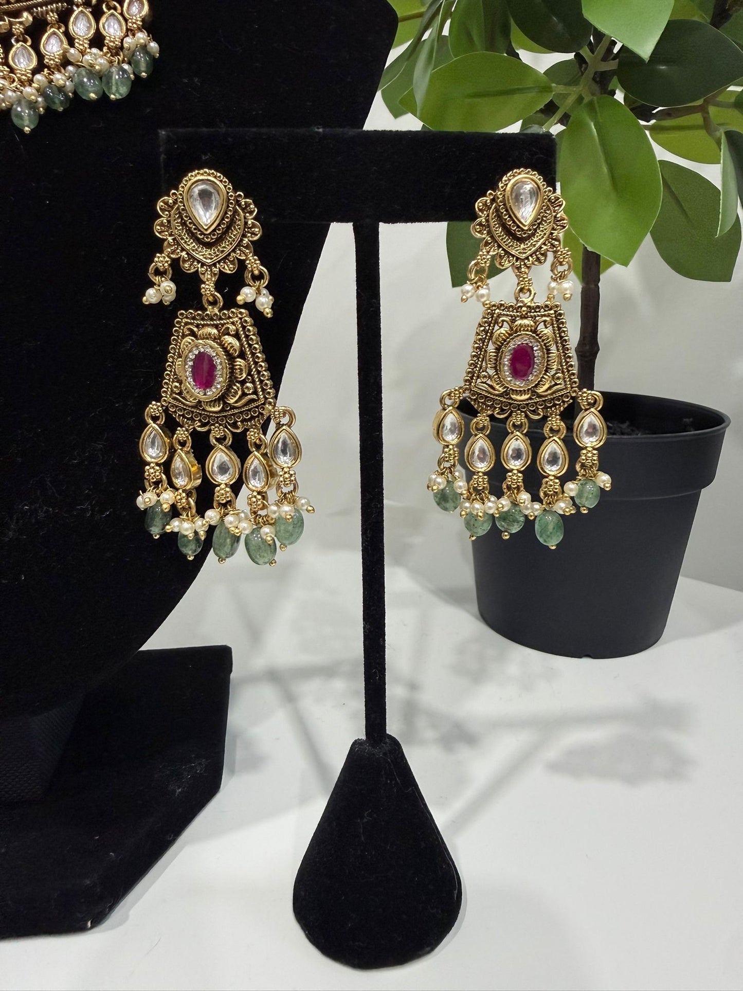 Heritage Set with Pearl Detail