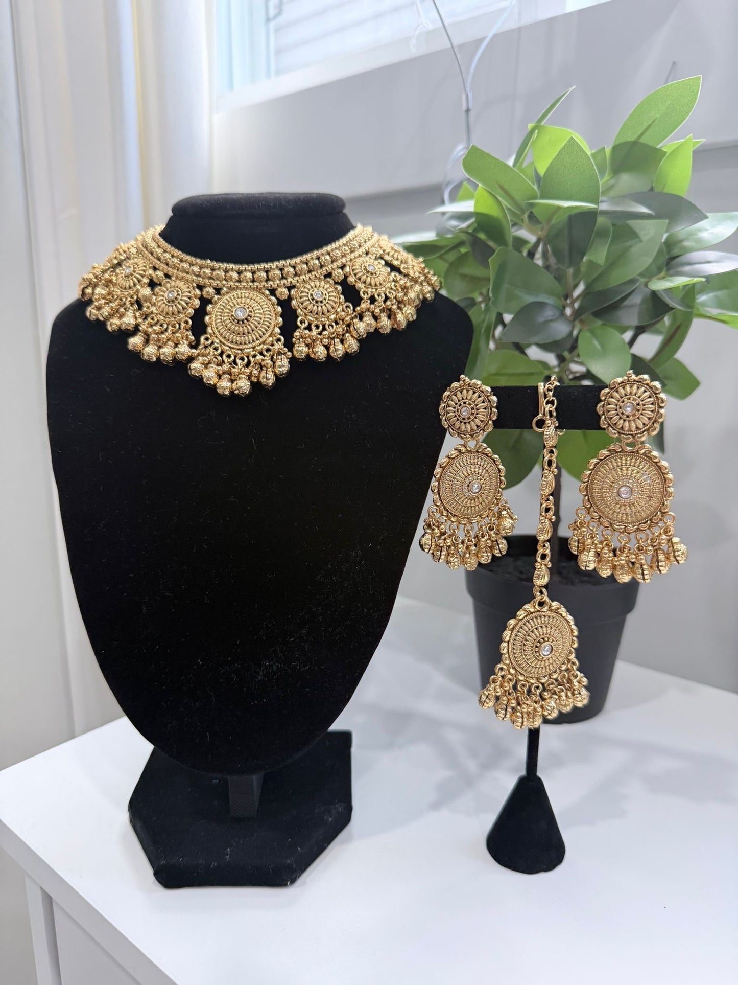 Just Like Gold Set with Tikka