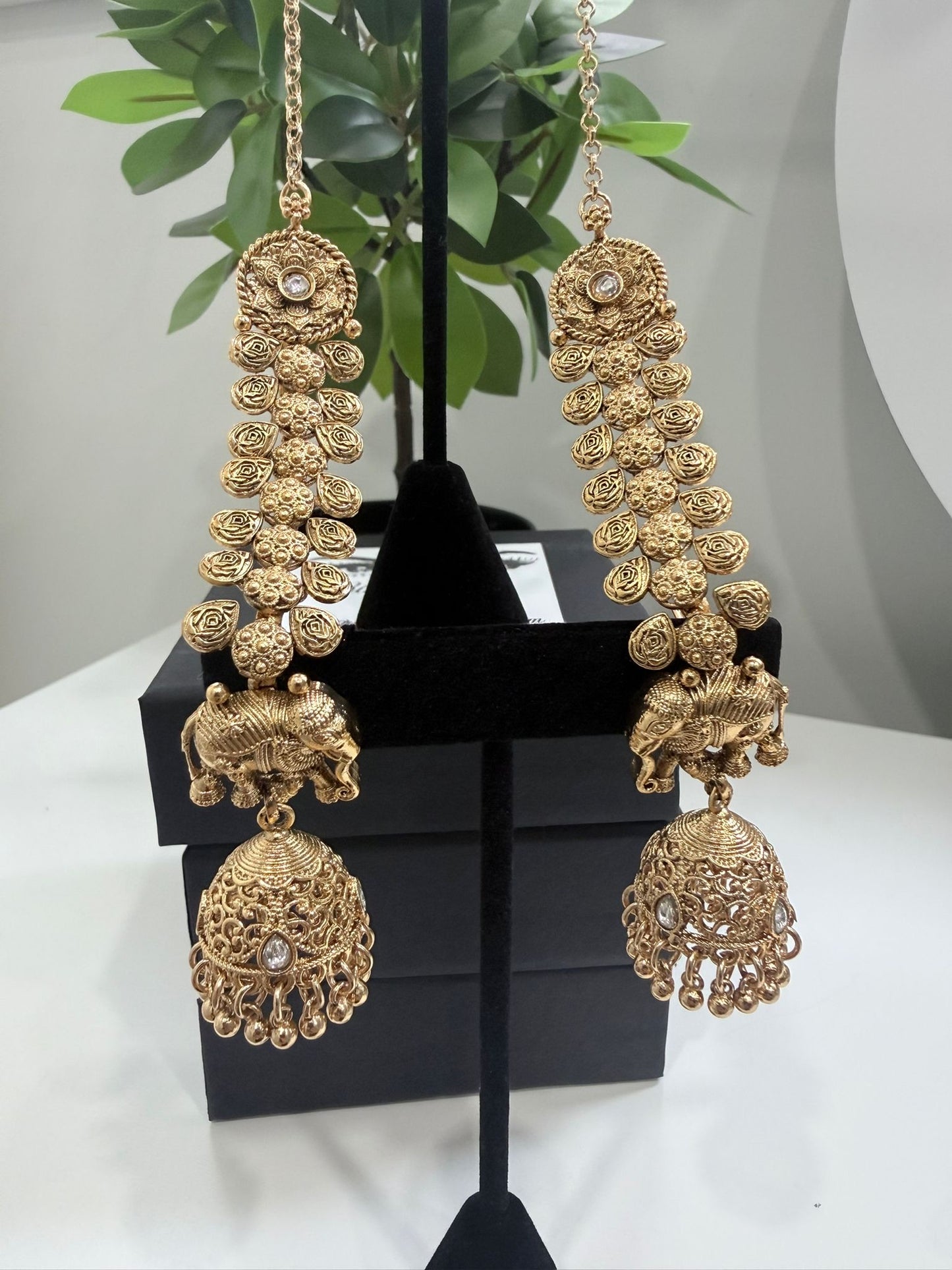 Statement Like Gold Earrings