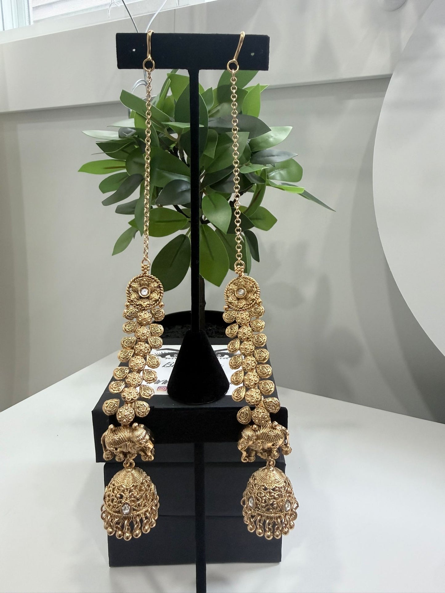 Statement Like Gold Earrings