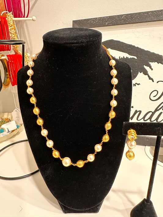 Gold and Pearl Mala Set