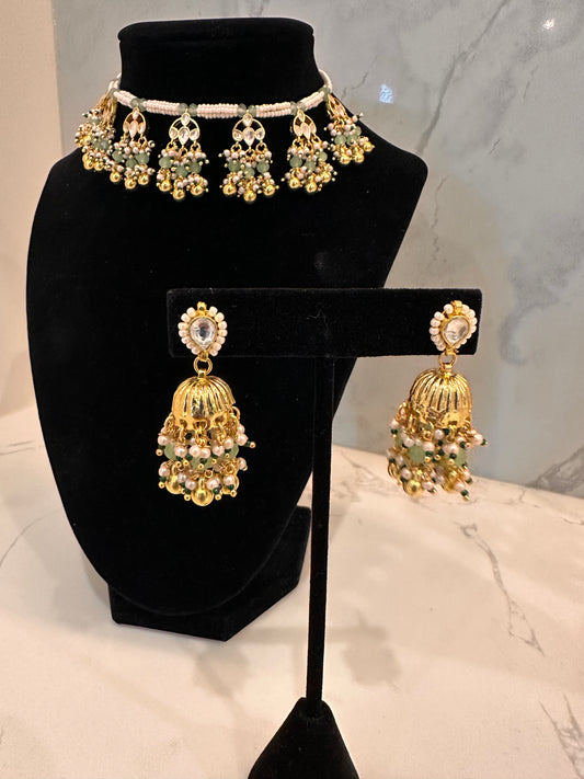 Mint Pearl and Stone Set