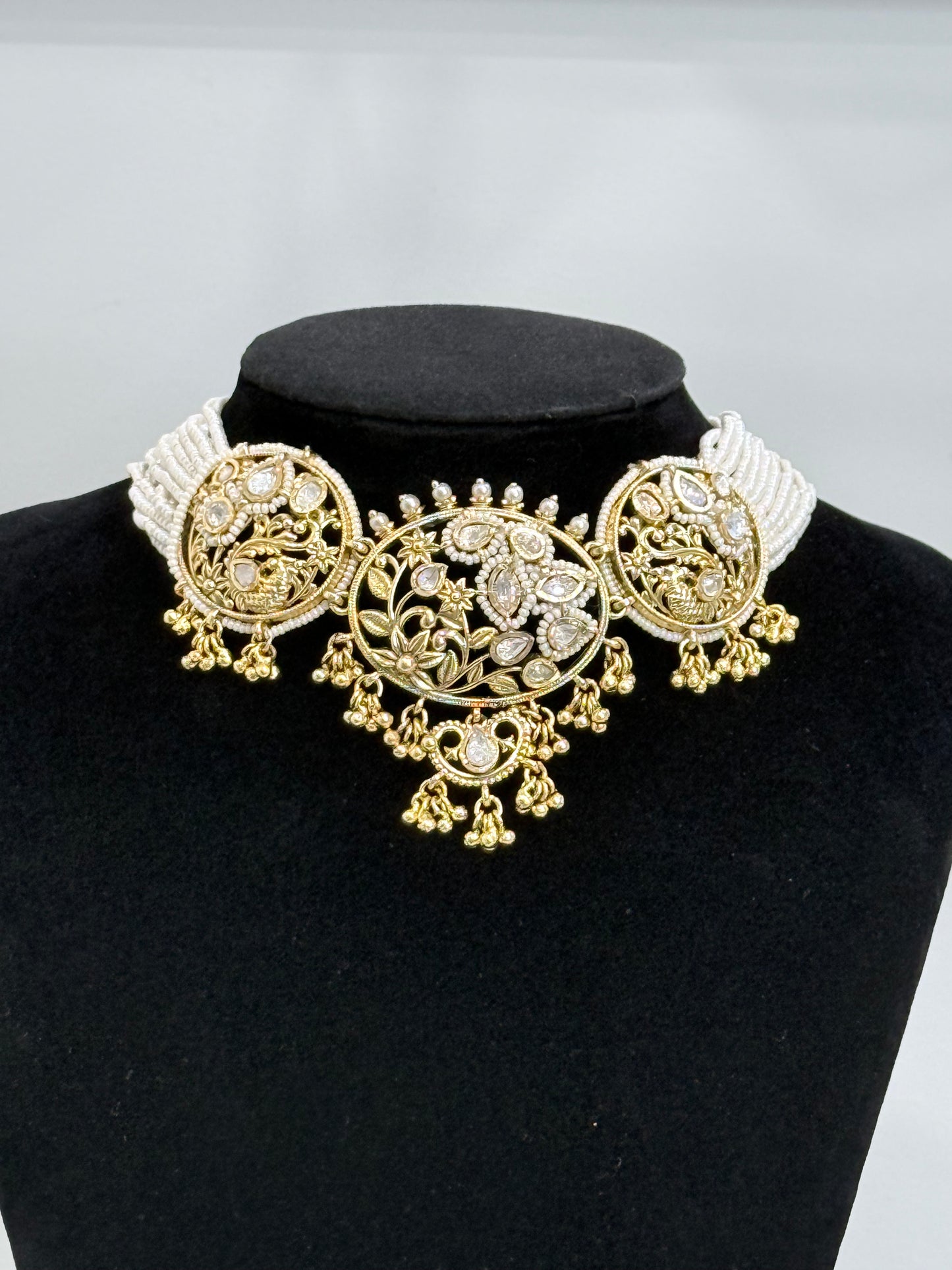 Statement Gold, Kundan and Pearl Set