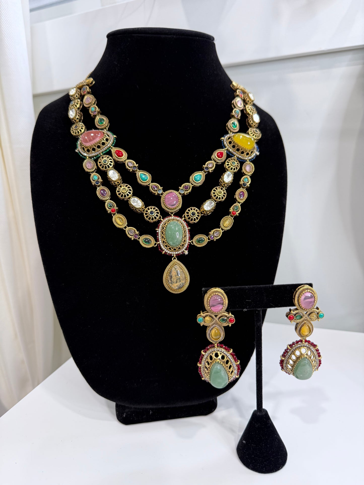 SHOW STOPPER SET - Multi Stone Set - Sabyasachi Inspired