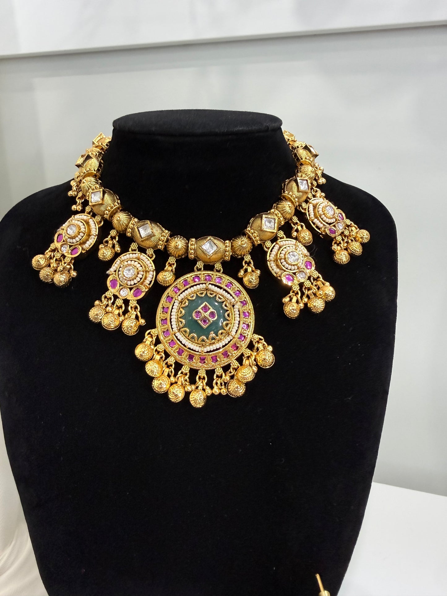 Statement Gold Heritage Set