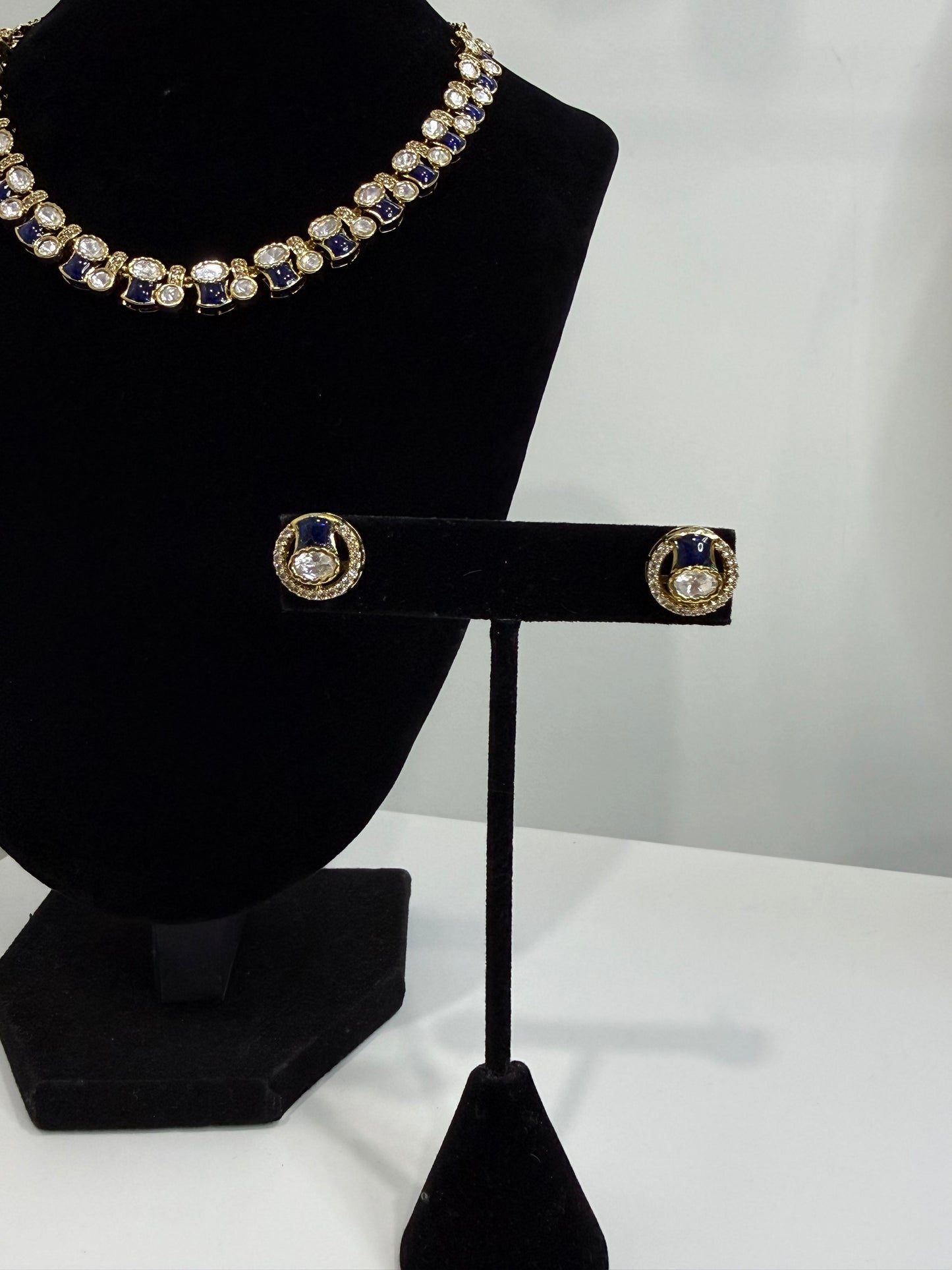 Delicate Navy Blue and Clear Stone Choker Set