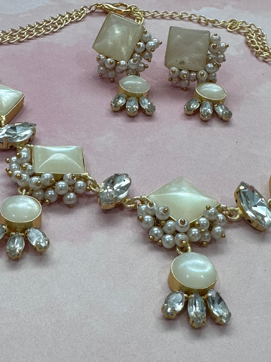 White Stone Set