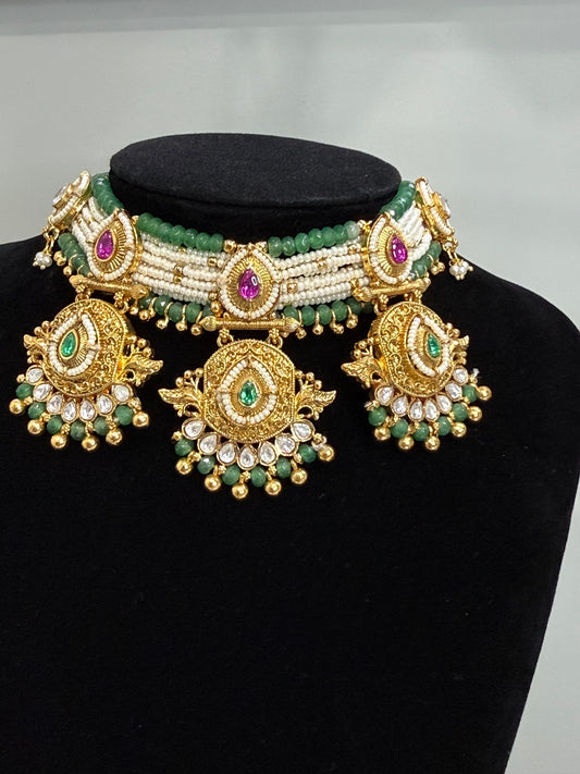 Beautiful Heritage Set - White and Green Stone on Gold