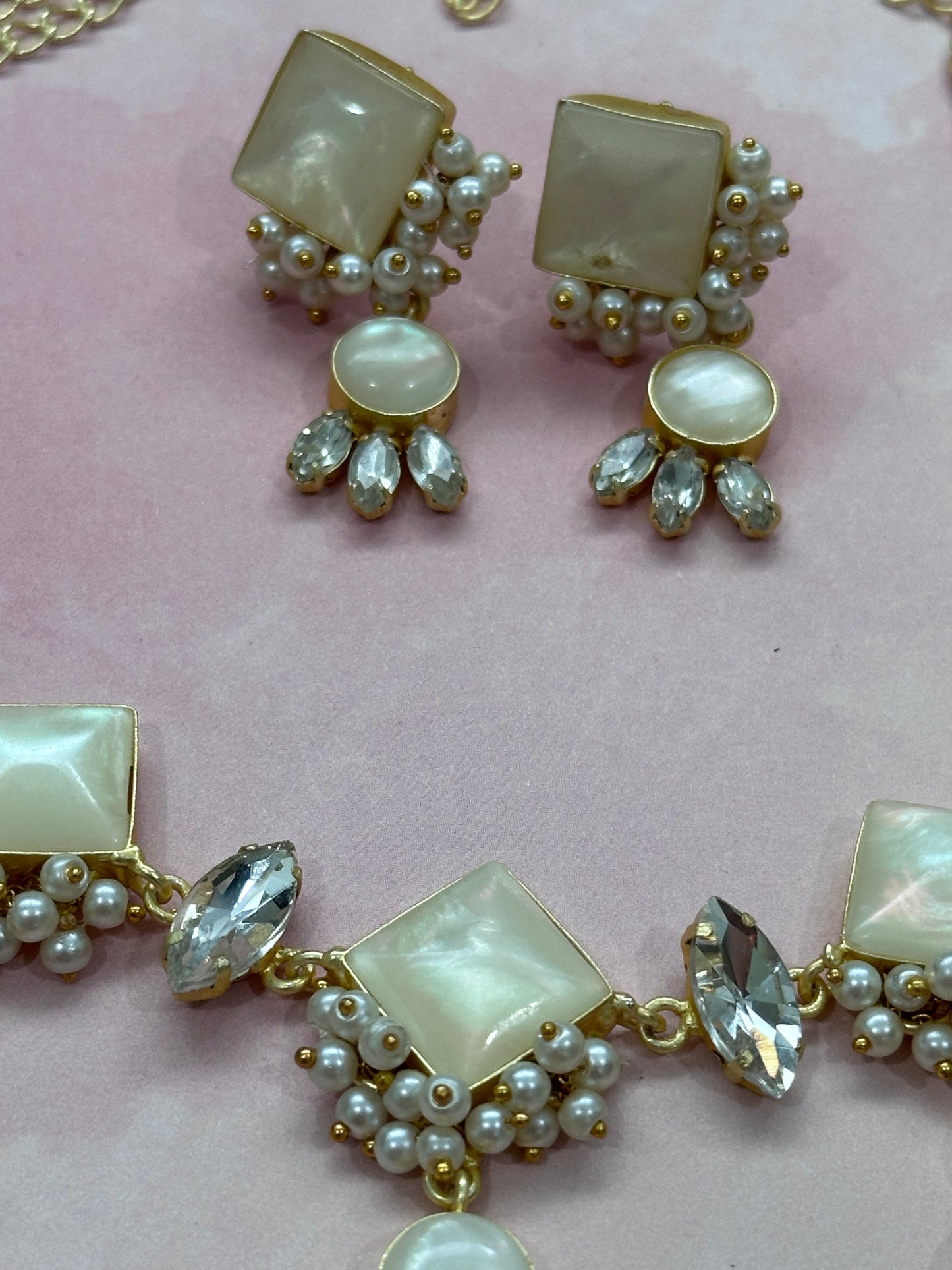 White Stone Set