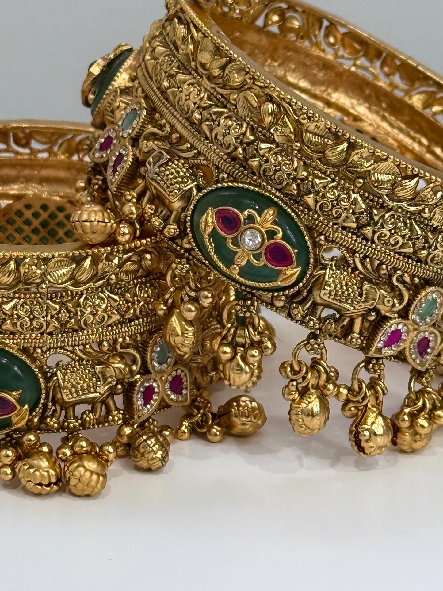 Statement Karay - Gold Karay Featuring Beautiful Details - SZ: 2-4