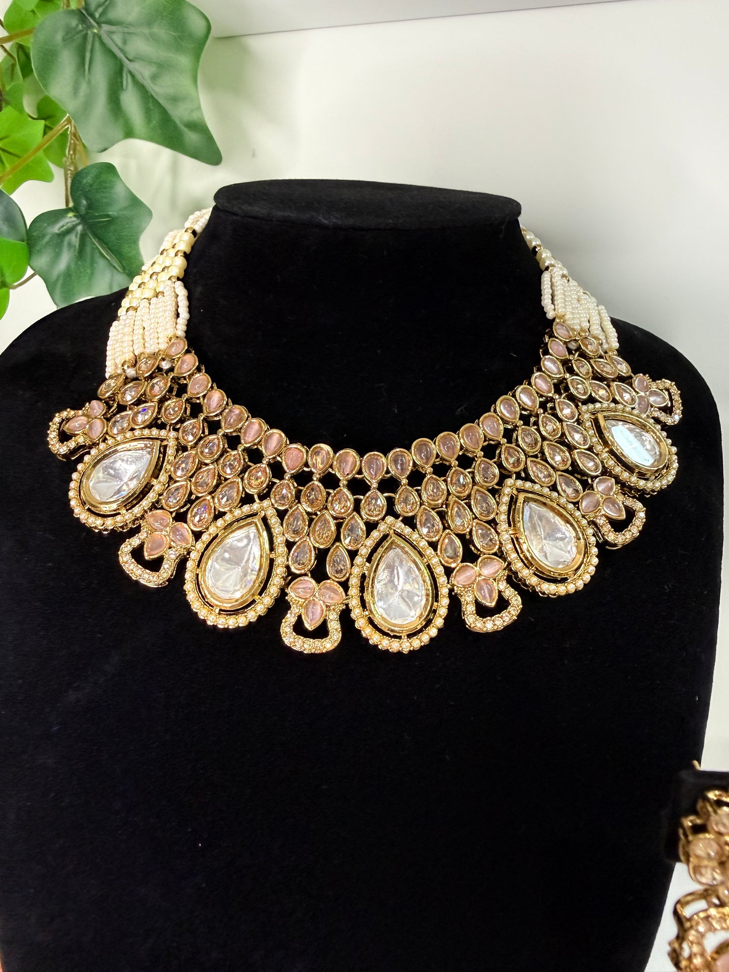 Beautiful Champagne Pink Stone Set with Tikka