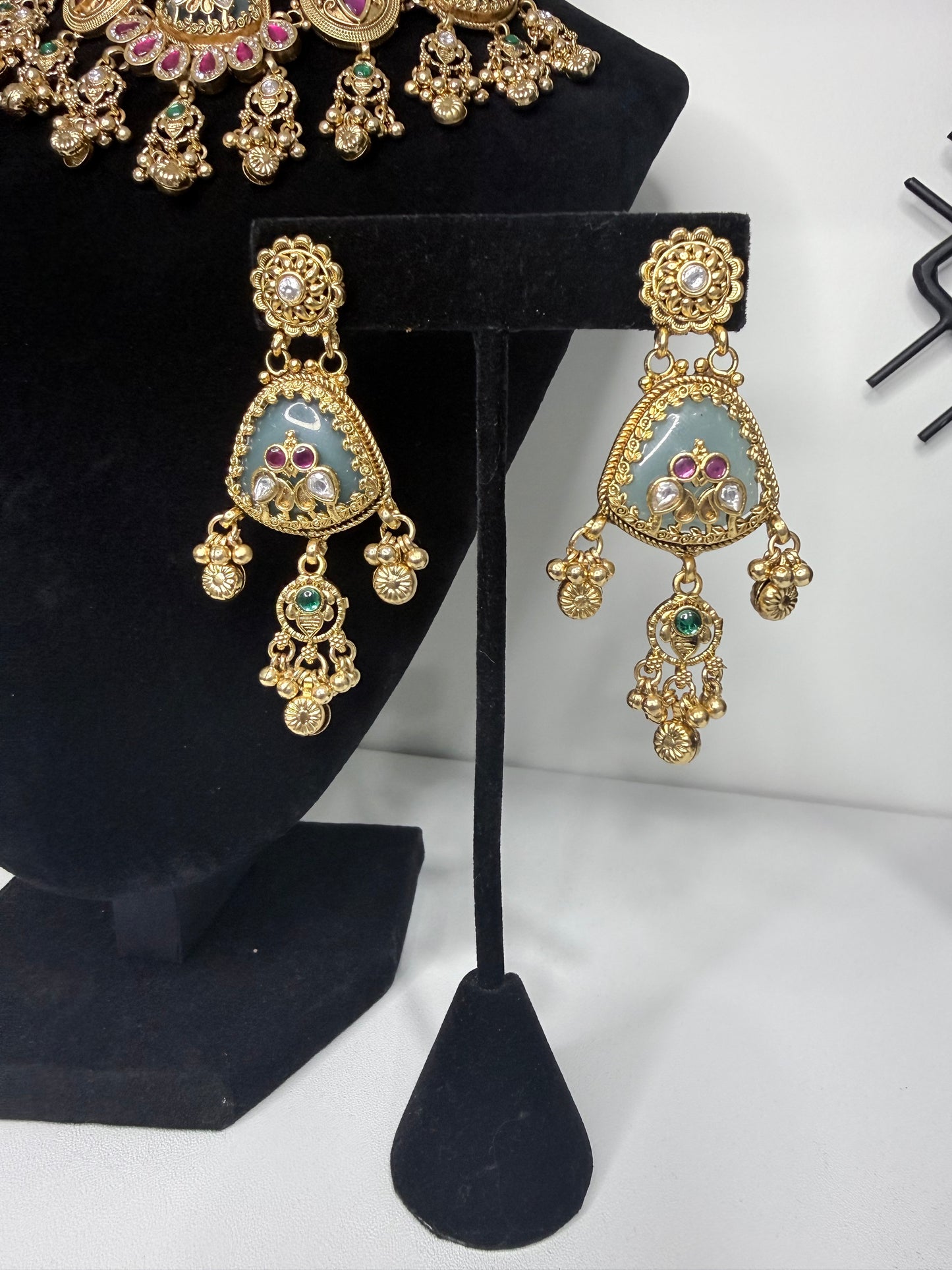 Beautiful Heritage Set