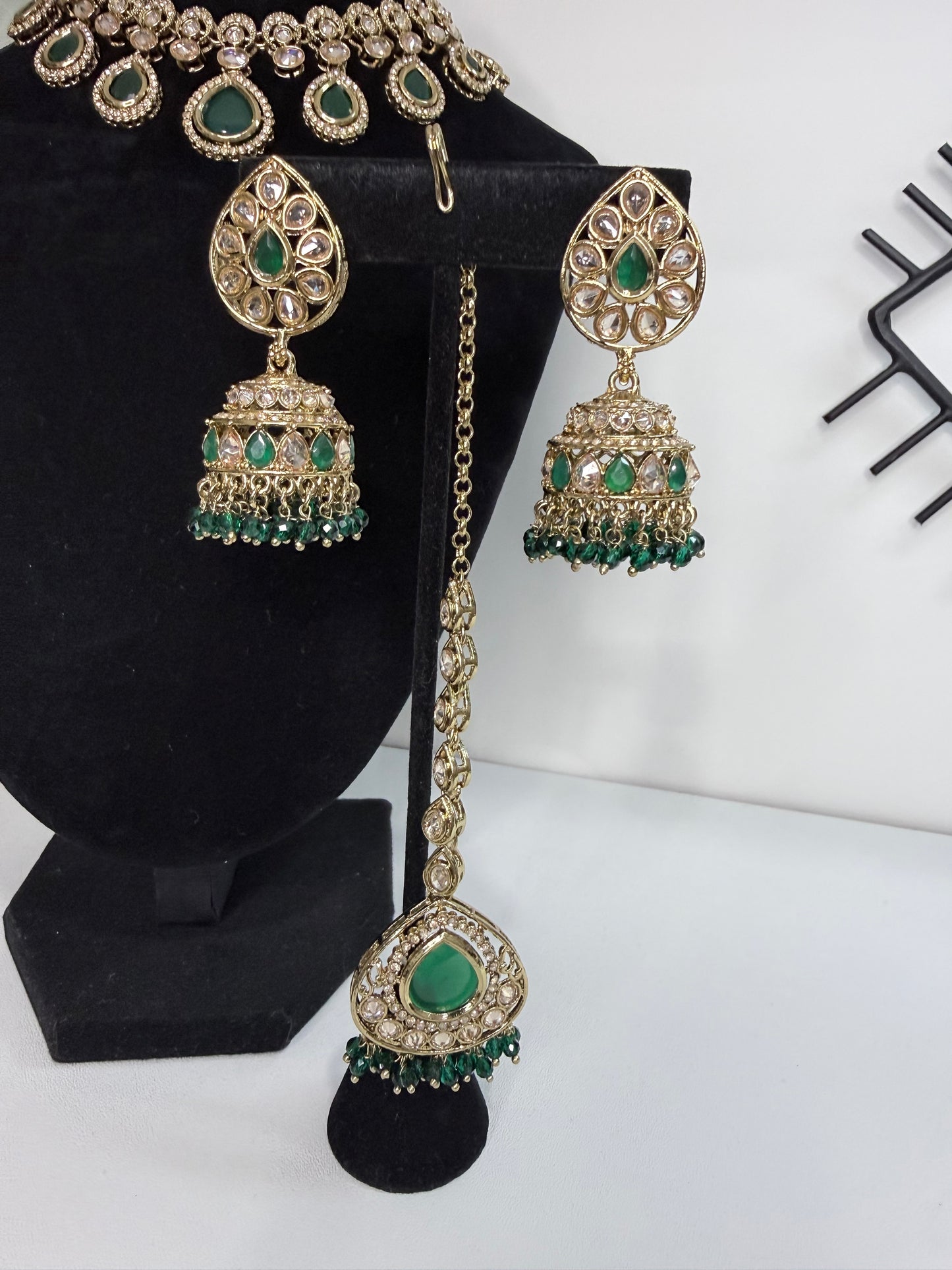 Green Stone Choker Gold Set with Tikka