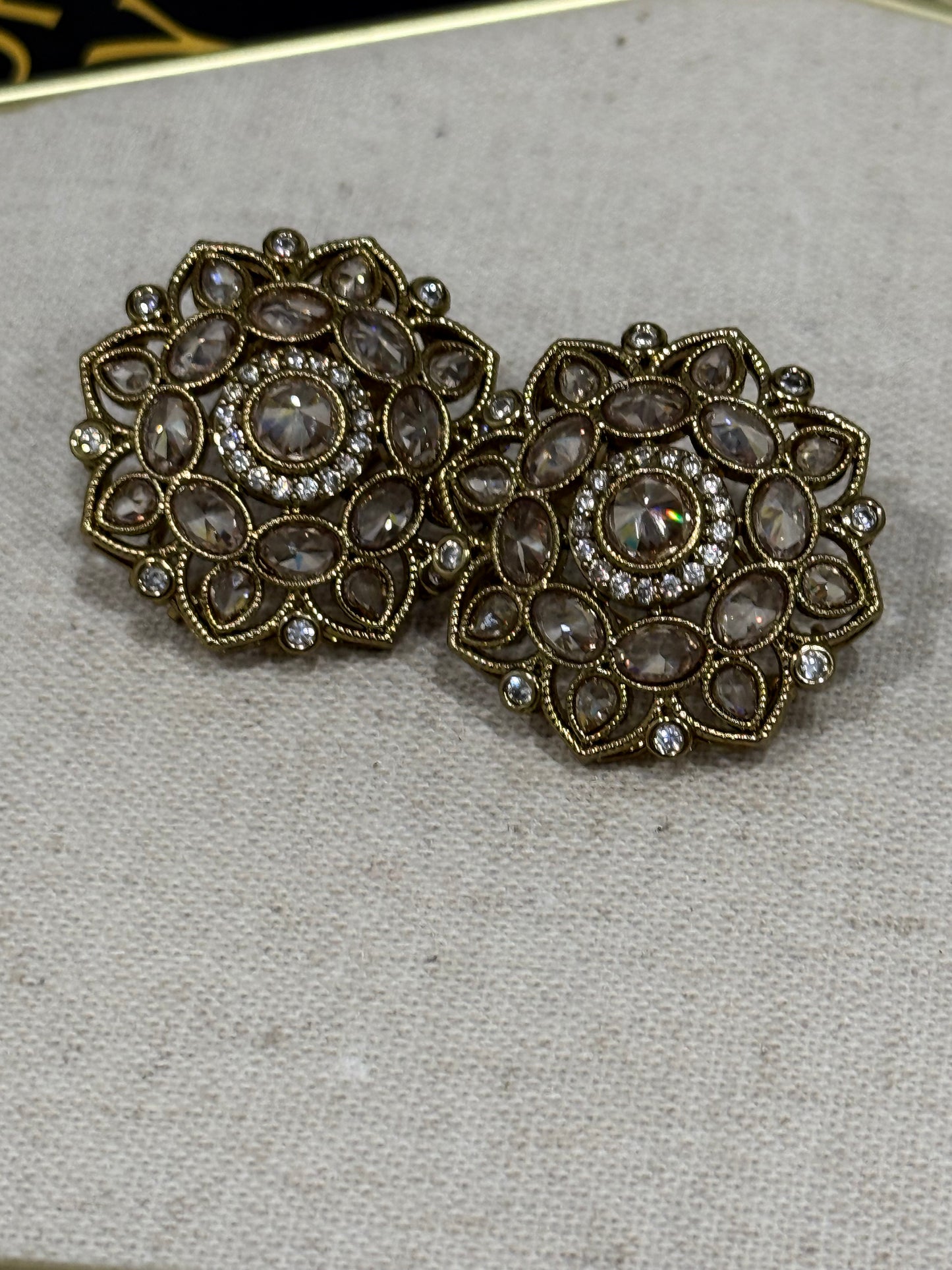 Pretty Flower Shaped Gold Studs