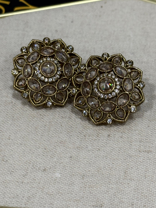 Pretty Flower Shaped Gold Studs