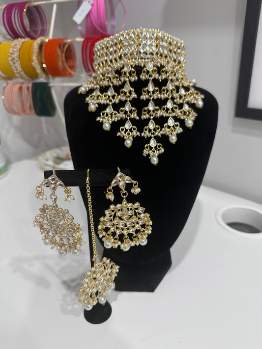 Waterfall Choker Set with tikka