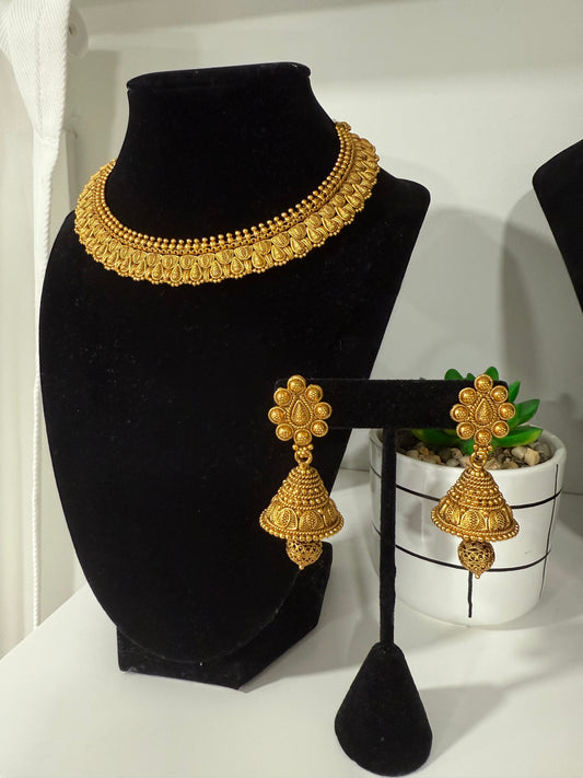 Gold-Like Set with Chumki Earrings