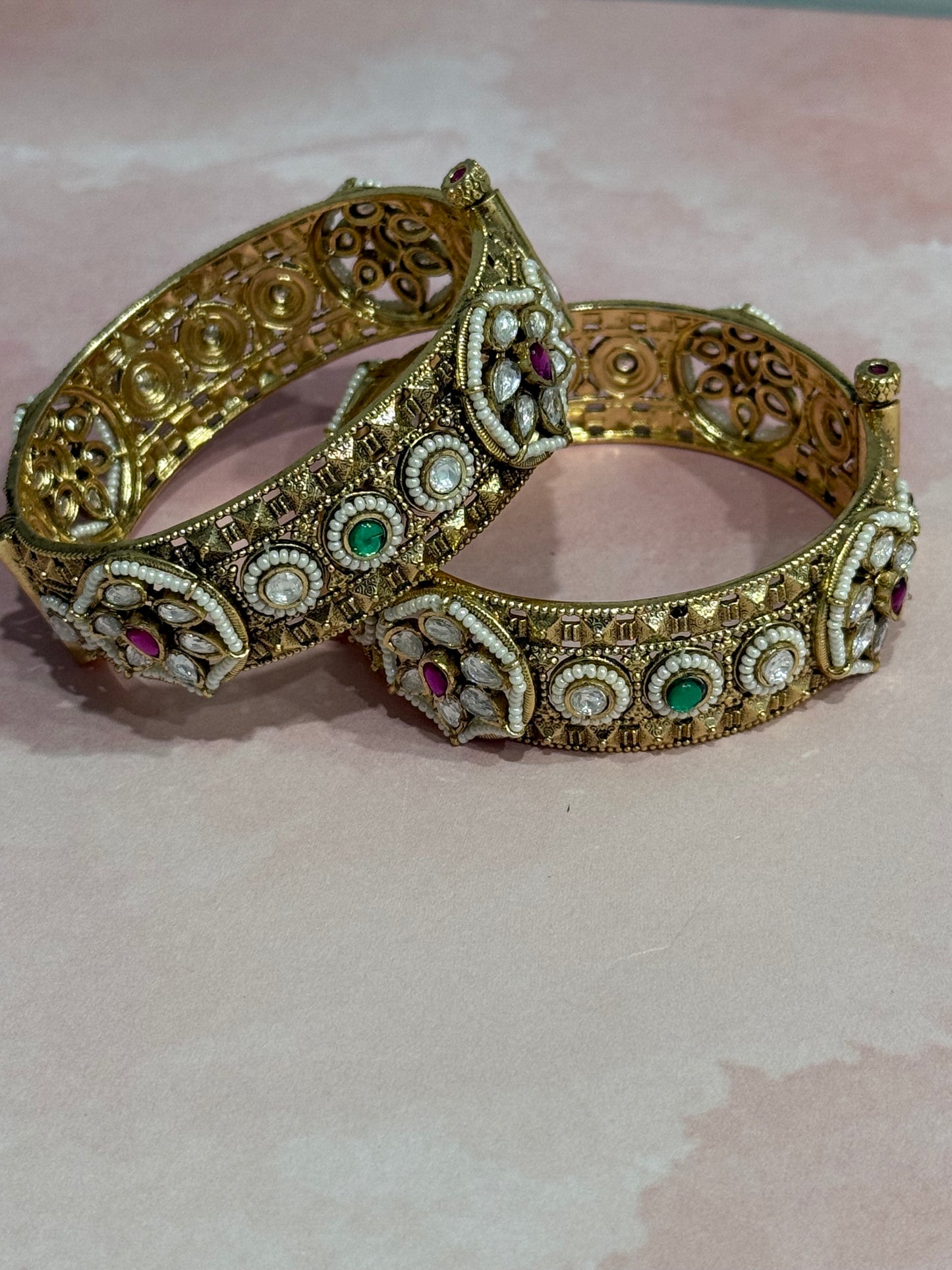 Emerald & Ruby Screw-on Bangle 2-4