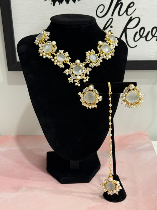 Stunning Stone Set