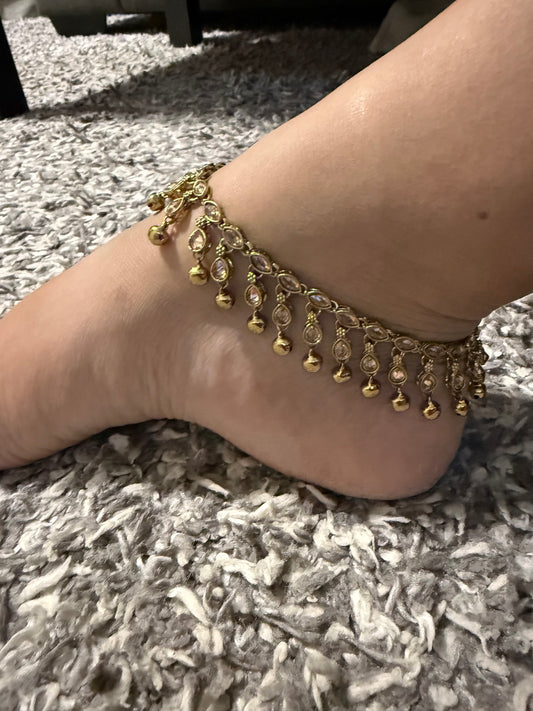 Champagne Stone Payal with Ghungroo Detail