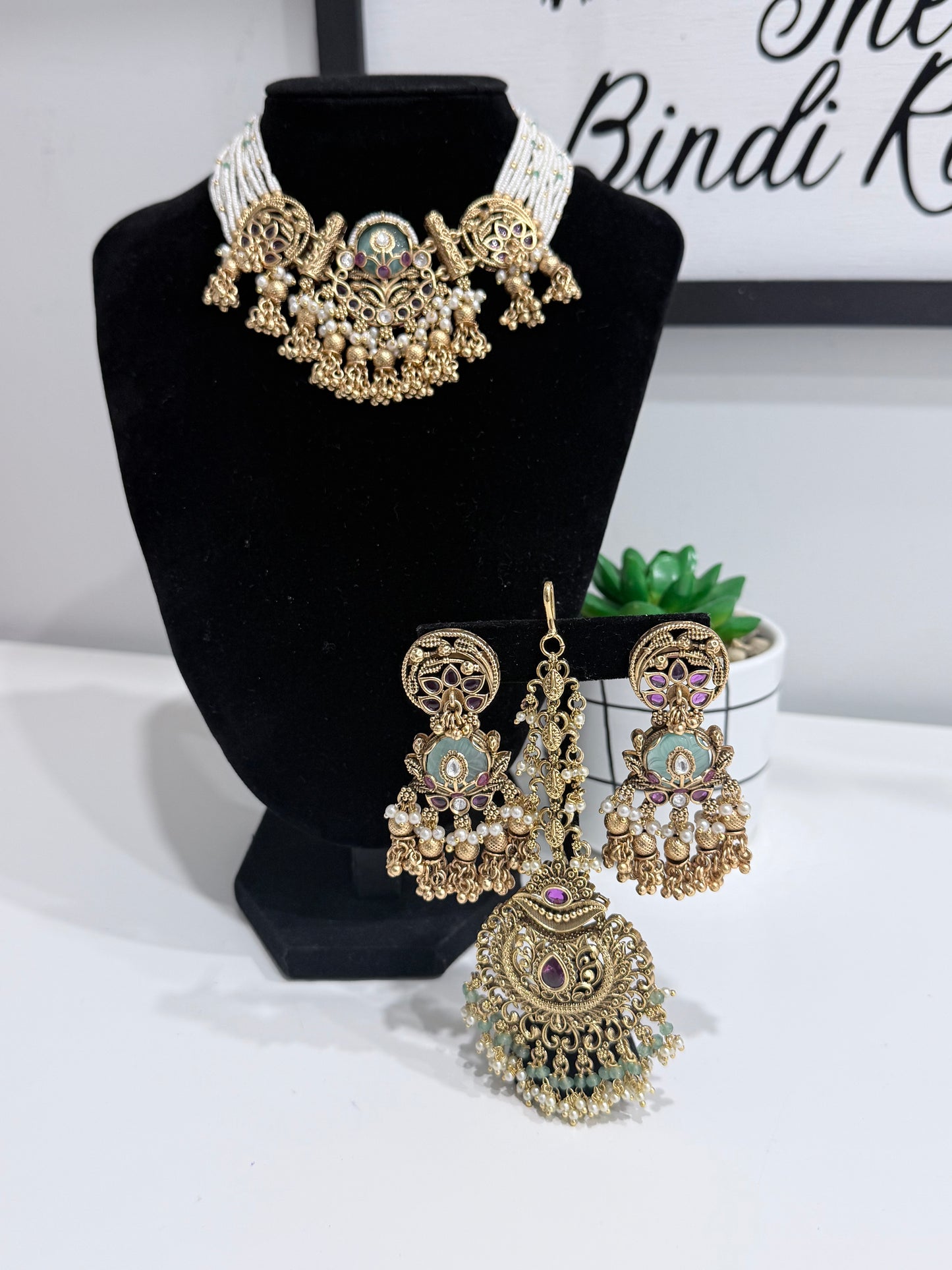Green & Pink Heritage Set with Earrings