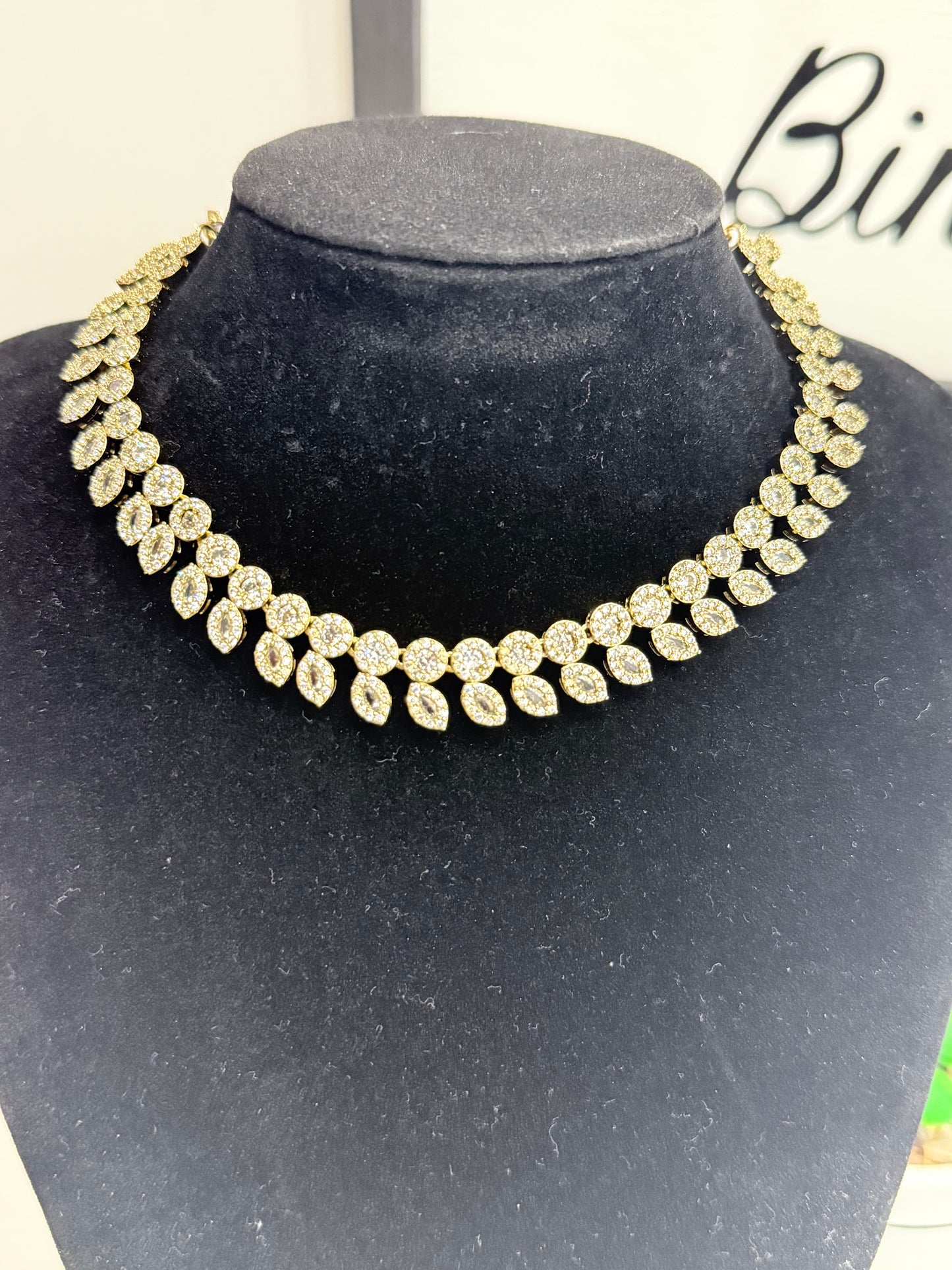 Cubic Zirconia Stone Set In Gold Polish